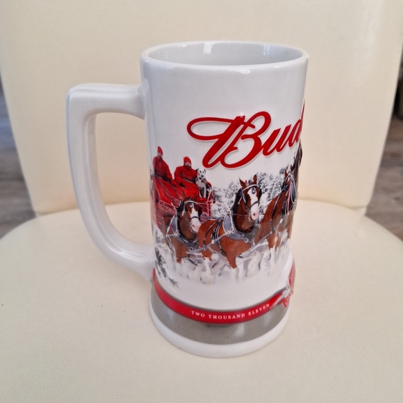 Budweiser 2011 Holiday Stein Strength Power Beauty 1061597 - Picture 3 of 4